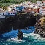 Atlantico One Oceanfront Luxury & Heated Pool Vila