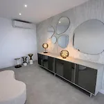 Vila Atlantico One Oceanfront Luxury & Heated Pool
