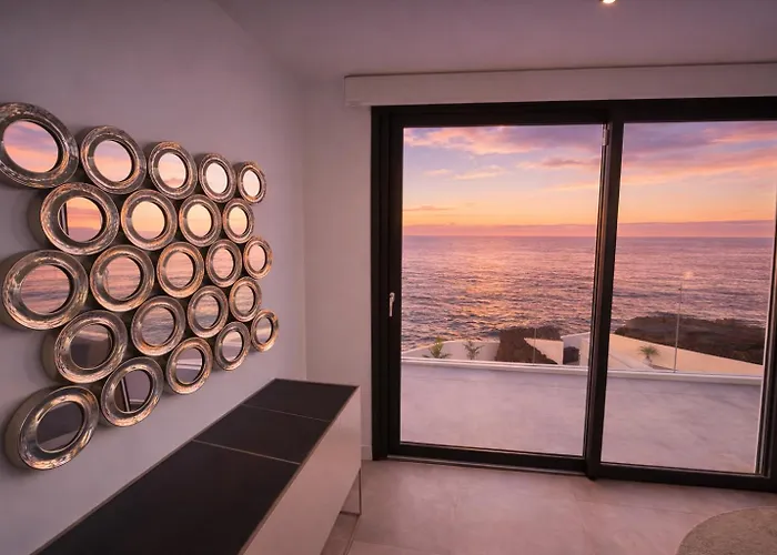 Atlantico One Oceanfront Luxury & Heated Pool *