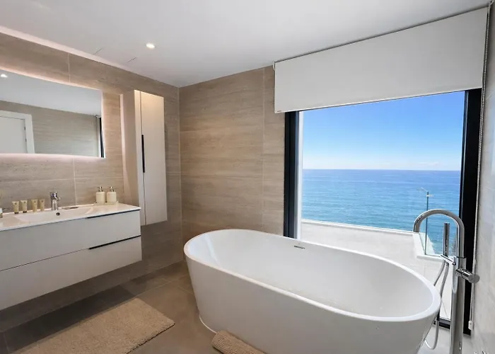 Atlantico One Oceanfront Luxury & Heated Pool * Las Aguas