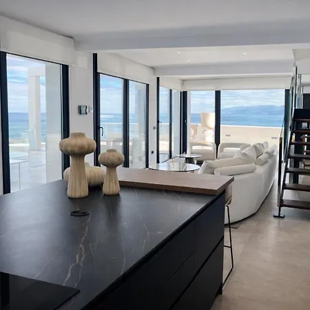 Atlantico One Oceanfront Luxury & Heated Pool Villa *