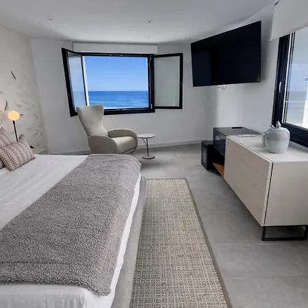Villa Atlantico One Oceanfront Luxury & Heated Pool