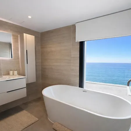 Atlantico One Oceanfront Luxury & Heated Pool * Las Aguas