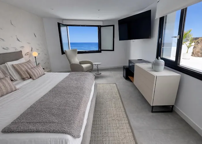 Villa Atlantico One Oceanfront Luxury & Heated Pool