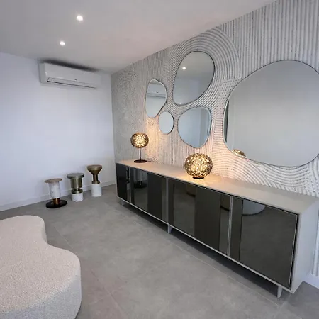 Вилла Atlantico One Oceanfront Luxury & Heated Pool