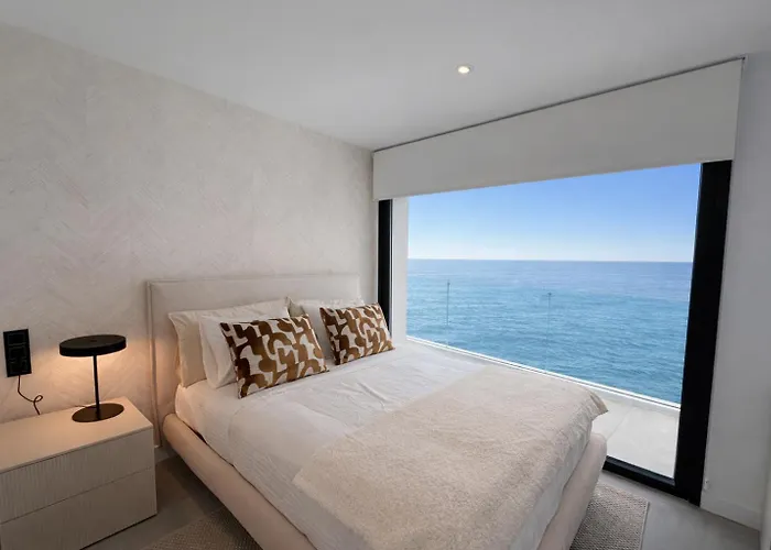 Atlantico One Oceanfront Luxury & Heated Pool *